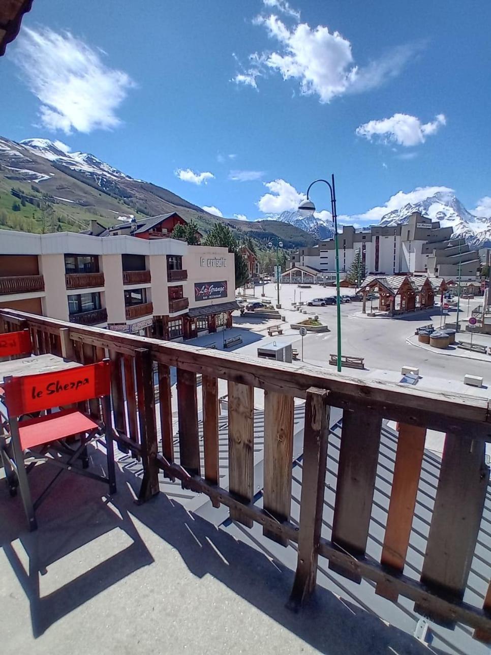 Hotel Le Sherpa Les Deux Alpes Exterior photo